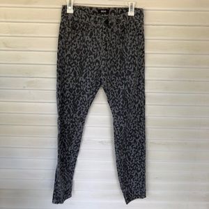 BDG - Leopard Print Grey Skinny Jeans